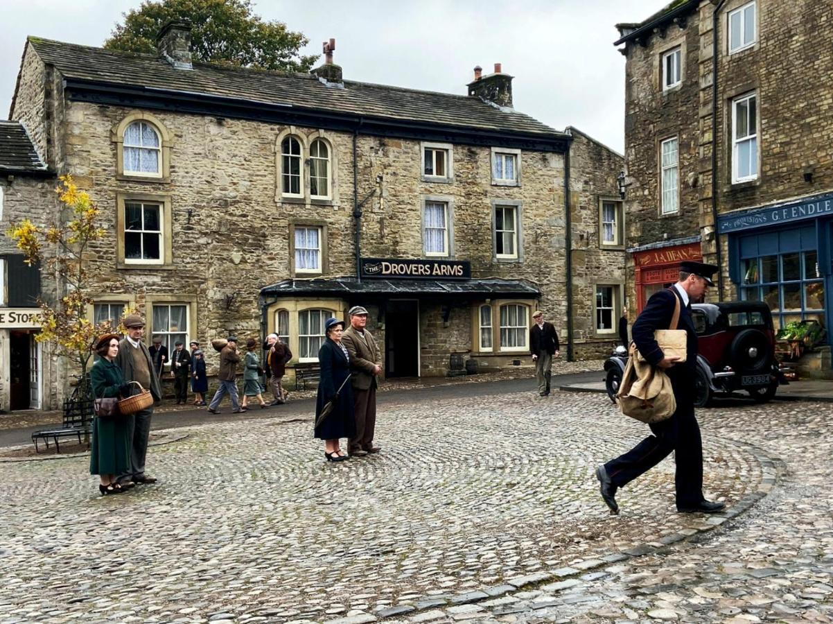 The Devonshire Grassington Hotel Exterior foto